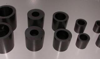 石墨电极多少钱一吨 石墨电极多少钱一吨