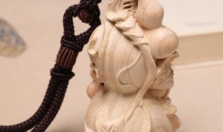 手工雕刻工艺品