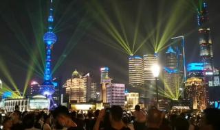 上海外滩3d灯光秀 上海外滩3d灯光秀