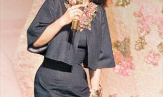 徐小凤图片 徐小凤图片