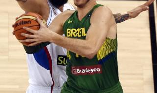 塞尔维亚男篮对巴西